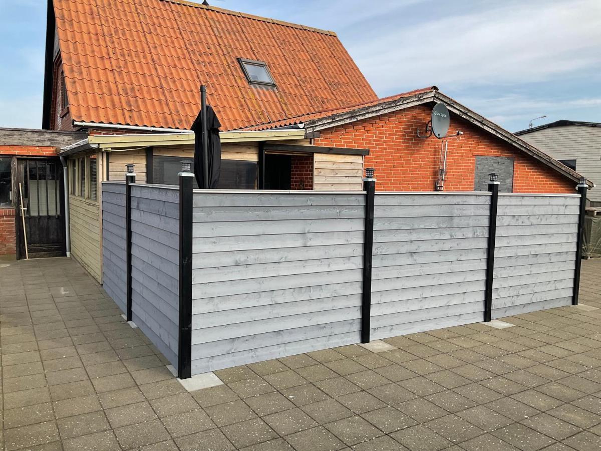 Strandhytten Hvide Sande Luaran gambar